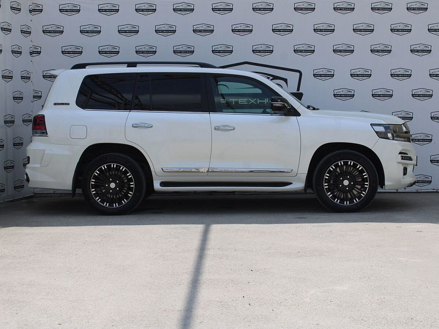 Toyota Land Cruiser, 2017г., полный привод, автомат
