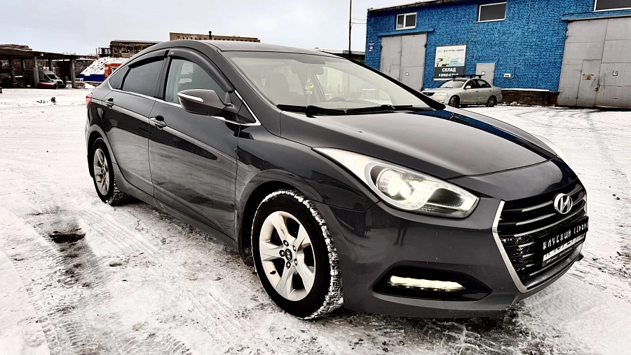 Hyundai i40, 2013г., передний привод, автомат