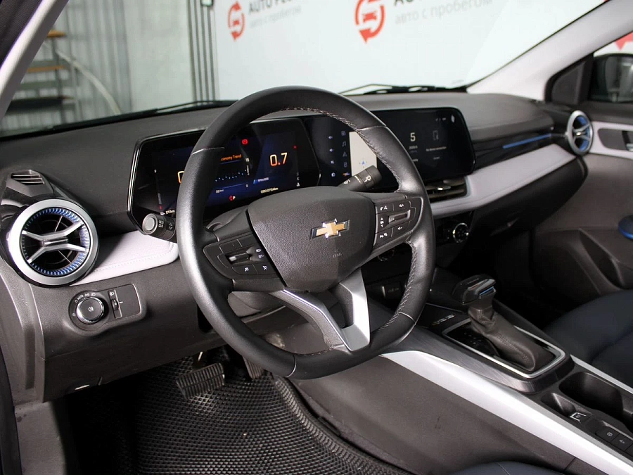 Chevrolet Monza, 2023г., передний привод, робот