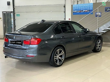 BMW 3 серии, 2015г, задний привод, автомат