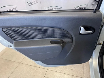 Renault Logan, 2008г, передний привод, механика