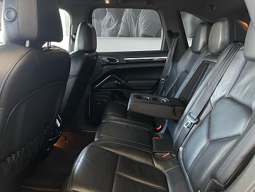 Porsche Cayenne, 2012г, полный привод, автомат