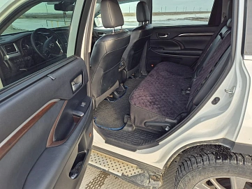 Toyota Highlander, 2014г, полный привод, автомат