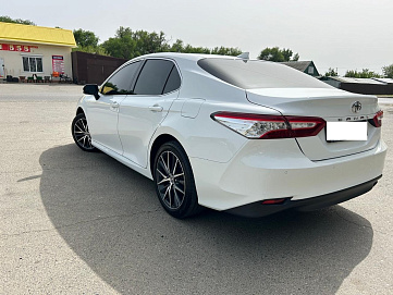 Toyota Camry, 2022г, передний привод, автомат