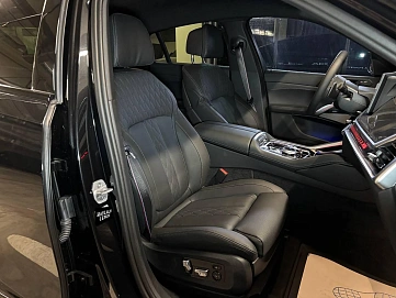 BMW X6, 2024г, полный привод, автомат