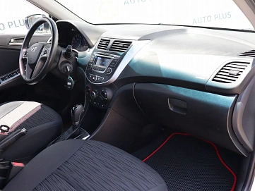 Hyundai Solaris, 2014г, передний привод, автомат