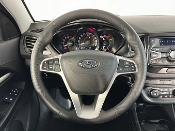 Lada (ВАЗ) Vesta, 2018г, передний привод, механика