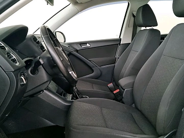 Volkswagen Tiguan, 2013г, полный привод, механика