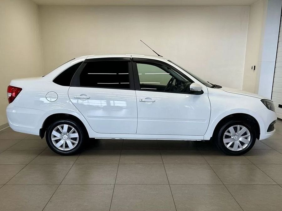Lada (ВАЗ) , 2022г., передний привод, механика