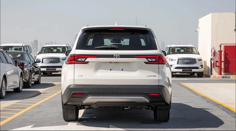 Toyota Grand Highlander, 2024г., полный привод, автомат