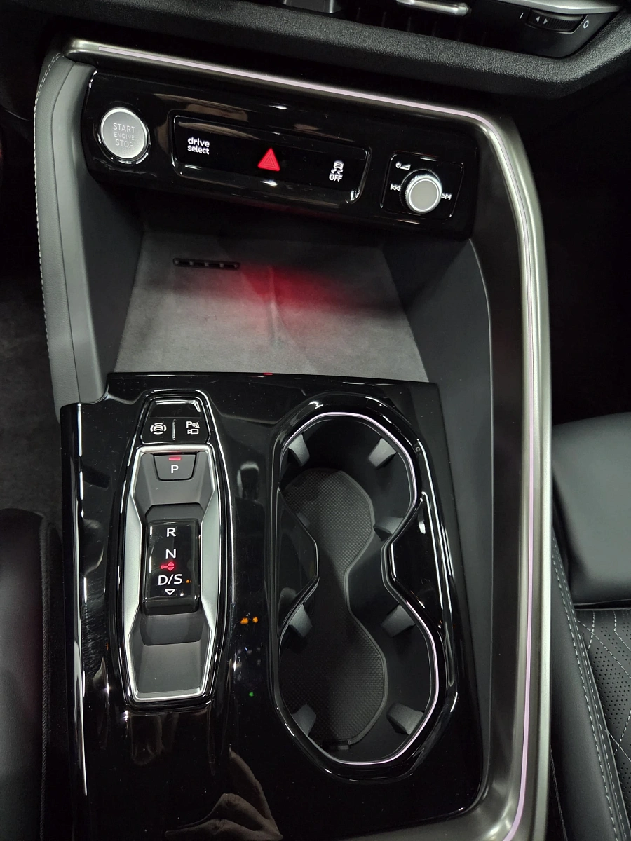 Audi Q5, 2026г., полный привод, робот