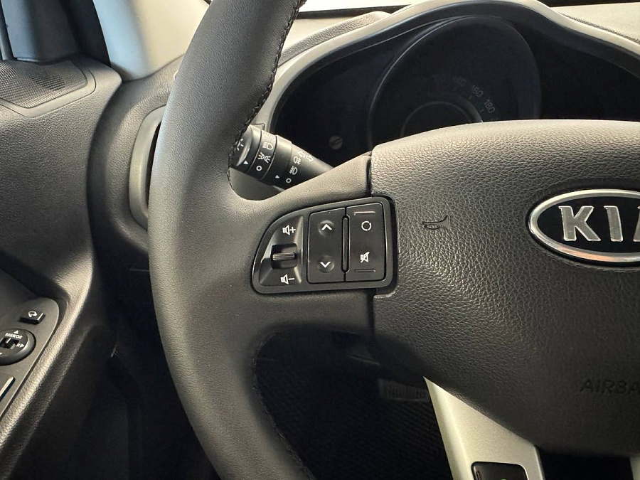 Kia , 2012г., передний привод, автомат