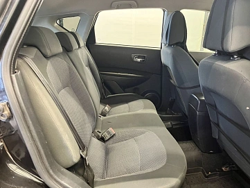 Nissan Qashqai, 2009г, передний привод, механика