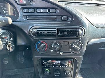 Chevrolet Niva, 2012г, полный привод, механика