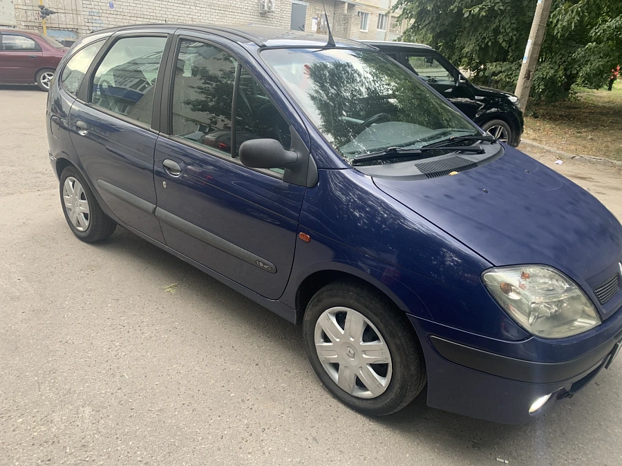 Renault Scenic, 2000г., передний привод, автомат