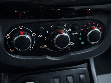 Renault Duster, 2015г, полный привод, механика