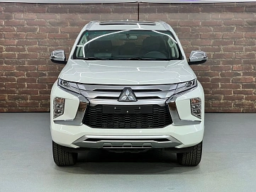 Mitsubishi Montero Sport, 2023г, полный привод, автомат