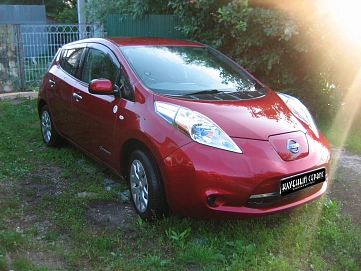 Nissan Leaf, 2015г, передний привод, автомат