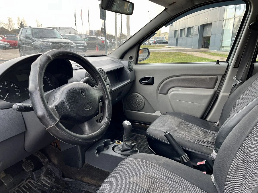 Renault Logan, 2008г., передний привод, механика