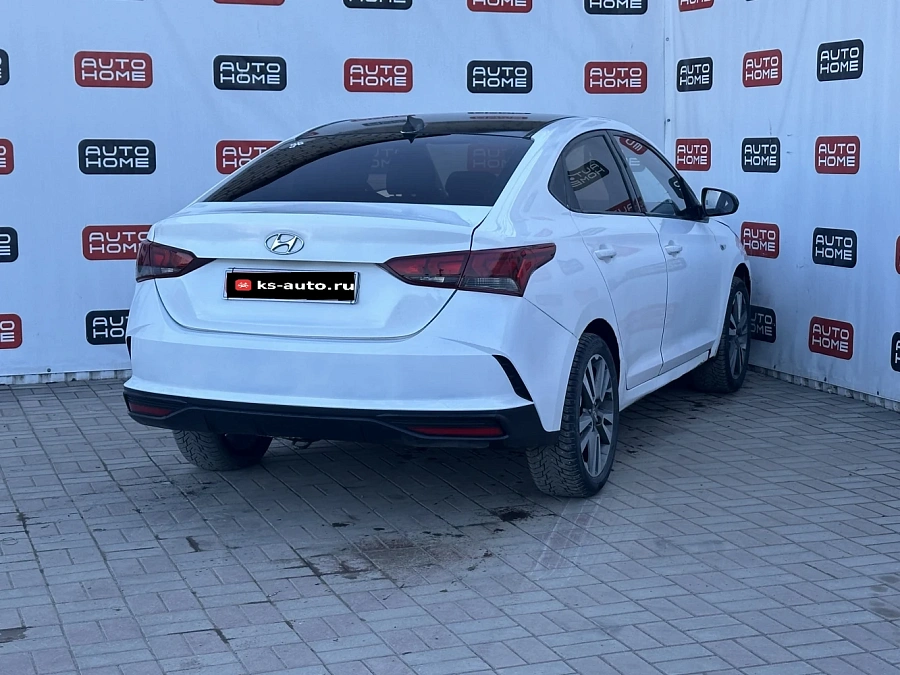 Hyundai Solaris, 2018г., передний привод, автомат