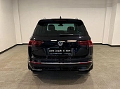 Volkswagen Tiguan, 2019г., передний привод, автомат