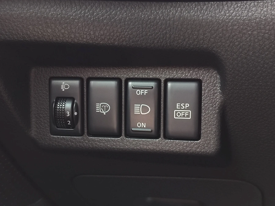 Nissan X-Trail, 2010г., полный привод, вариатор