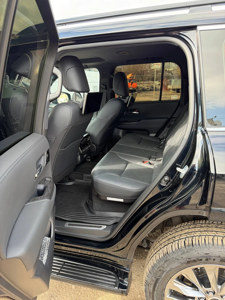 Toyota Land Cruiser, 2024г., полный привод, автомат