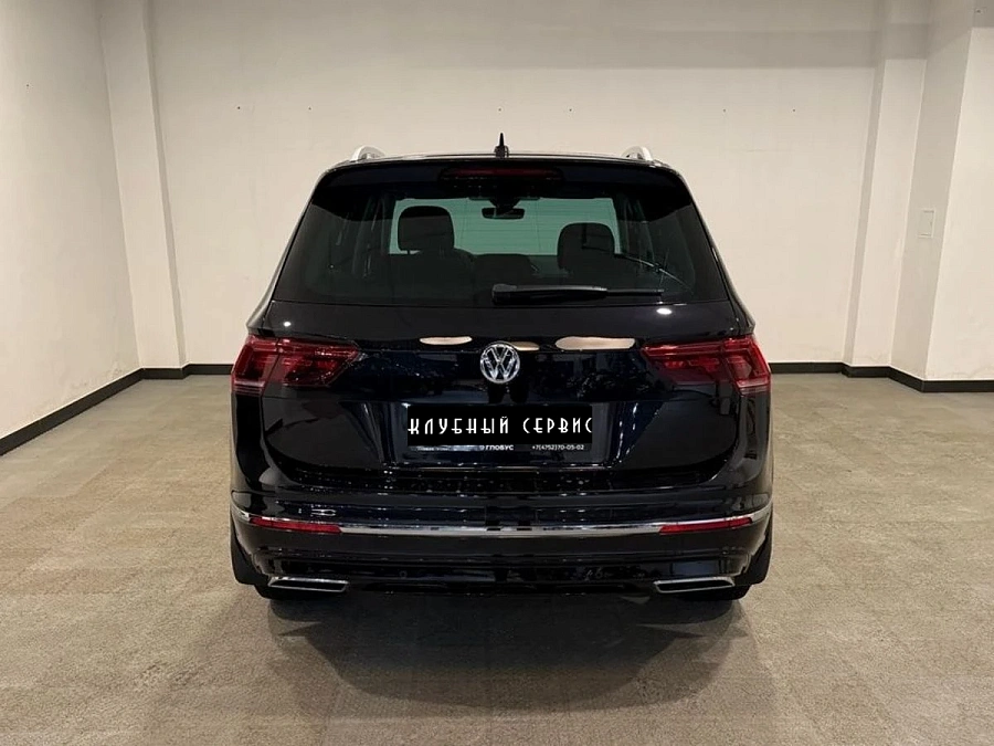 Volkswagen Tiguan, 2019г., передний привод, автомат