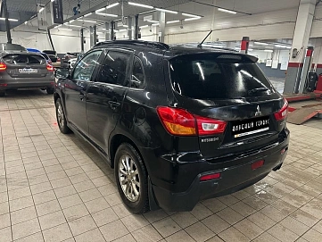 Mitsubishi ASX, 2012г, передний привод, вариатор