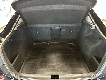 Volkswagen Polo, 2021г., передний привод, механика