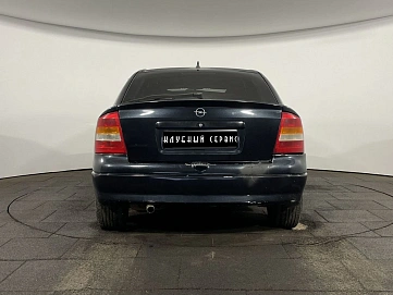 Opel Astra, 2003г, передний привод, механика