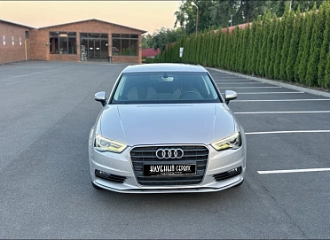 Audi A3, 2015г, передний привод, робот