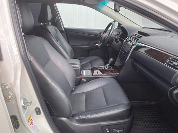 Toyota Camry, 2017г, передний привод, автомат