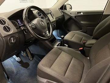 Volkswagen Tiguan, 2014г, передний привод, механика