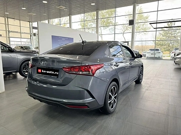 Hyundai Solaris, 2021г., передний привод, автомат