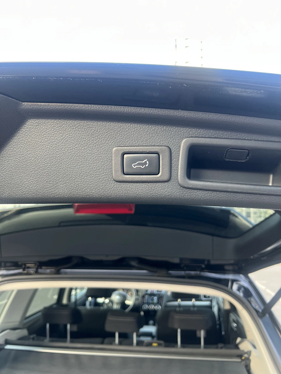 Subaru Forester, 2015г., полный привод, вариатор
