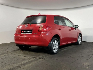 Toyota Auris, 2007г., передний привод, механика