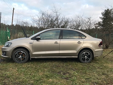 Volkswagen Polo, 2019г., передний привод, автомат