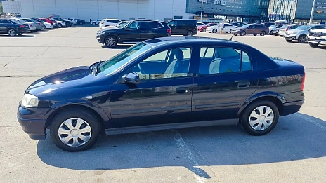 Opel Astra, 2003г, передний привод, механика