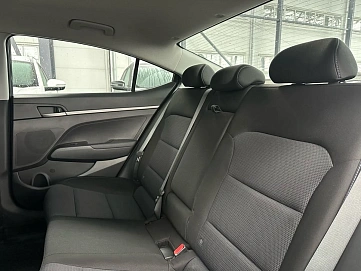 Hyundai Elantra, 2018г, передний привод, автомат