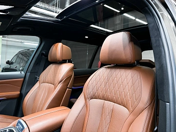 BMW X7, 2023г, полный привод, автомат