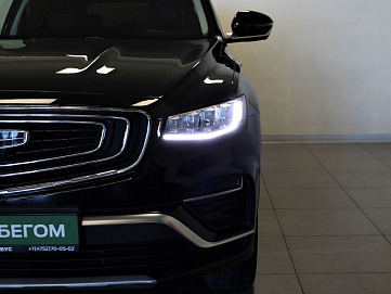 Geely Atlas Pro, 2022г, передний привод, автомат