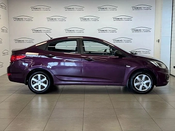 Hyundai Solaris, 2011г, передний привод, автомат
