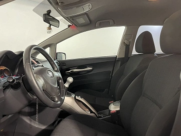 Toyota Auris, 2007г., передний привод, механика