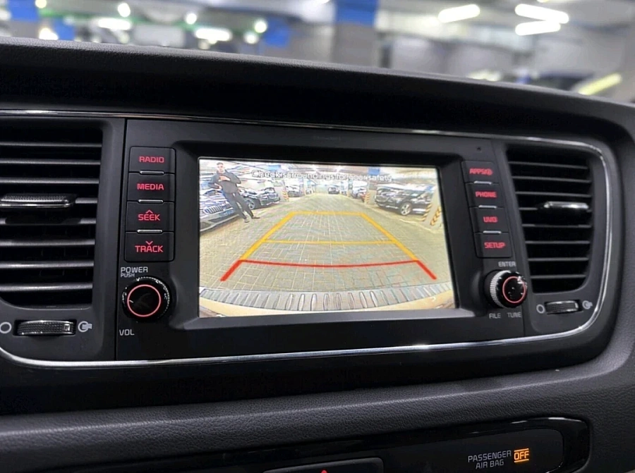 Kia Sedona, 2016г., передний привод, автомат