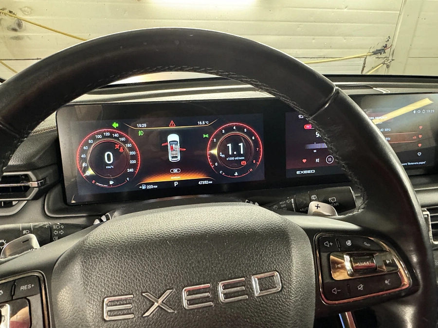 Exeed TXL, 2022г., полный привод, робот