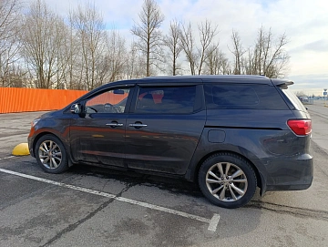 Kia Carnival, 2020г, передний привод, автомат