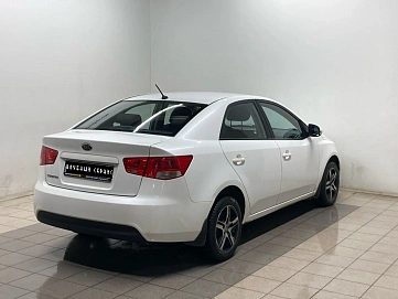 Kia Cerato, 2011г, передний привод, автомат