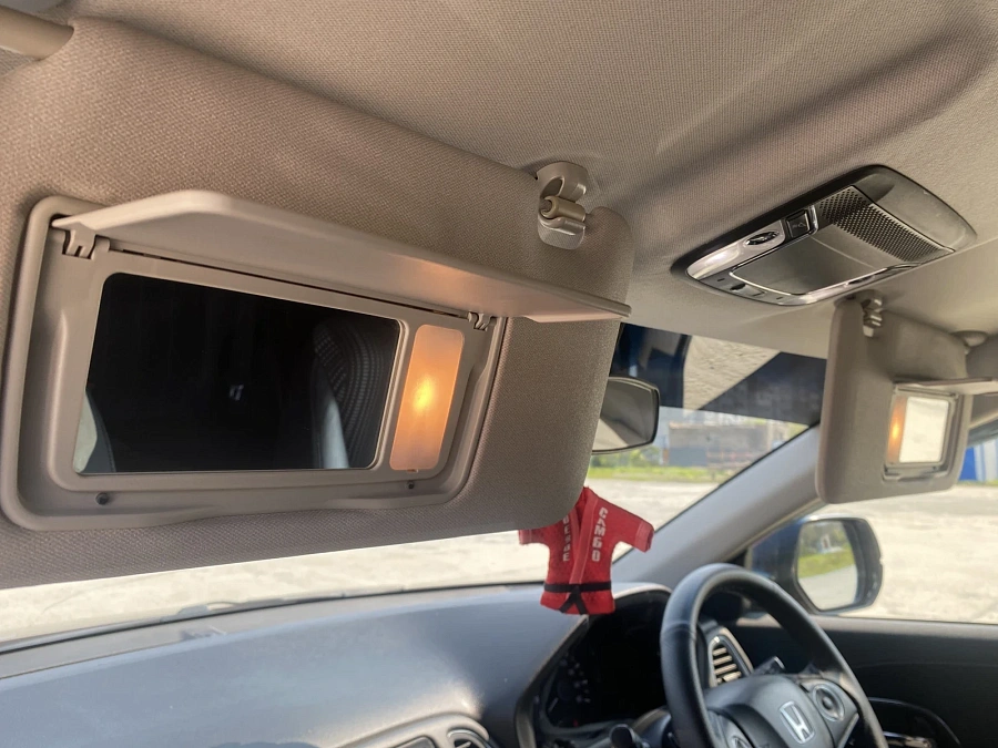 Honda Vezel, 2015г., передний привод, вариатор