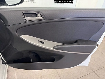 Hyundai Solaris, 2015г, передний привод, механика